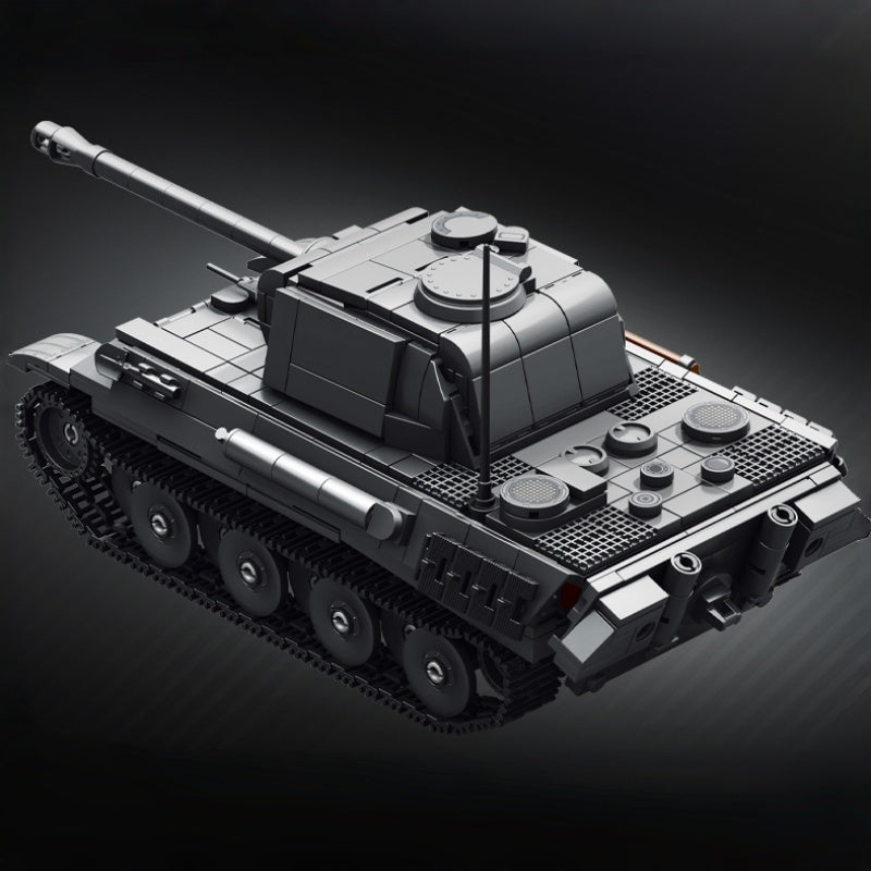 Panther | 953 PCS | 1:35